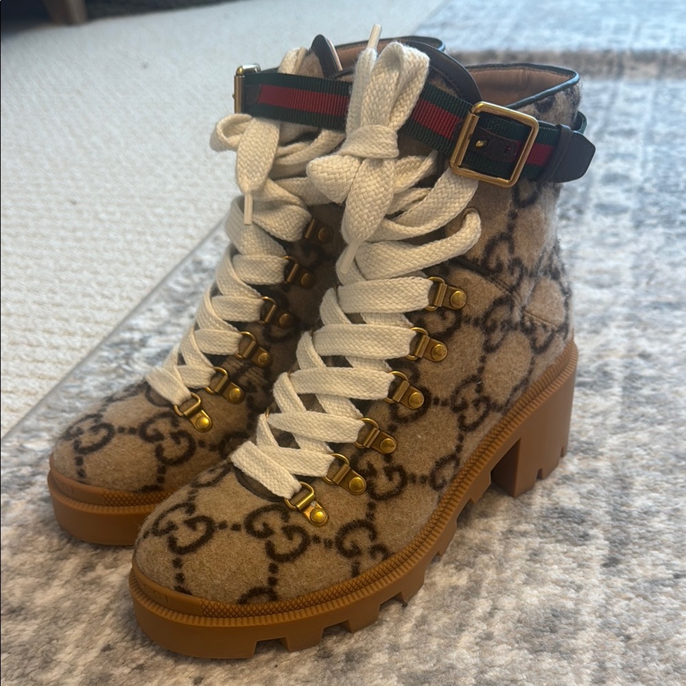Gucci Cream and Brown Lace Up Boots with Iconic Design